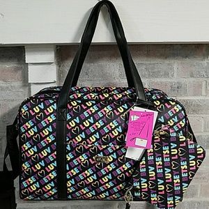 luv betsey duffle bag
